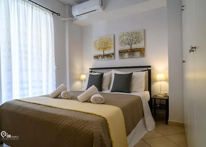 Thyme Out - Modern In Egaleo-