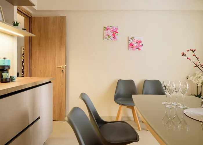 Charming Apartment Galatsi For 5 By Mps